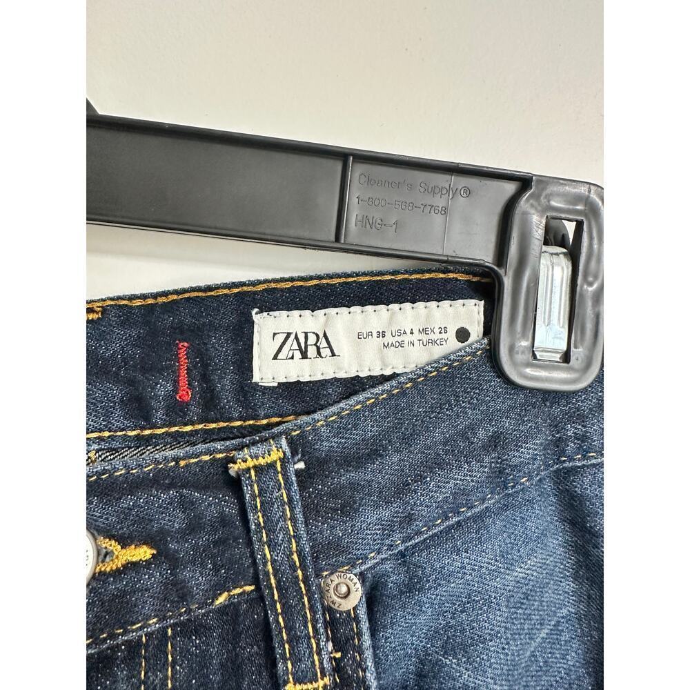 💙 Zara Relaxed Fit Jeans – Size 4 | Style 9863/252 💙 - Picture 3 of 4